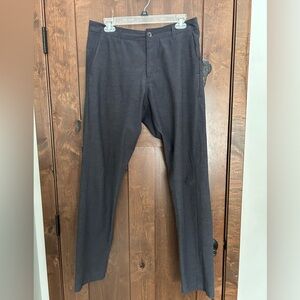 VUORI size 30 Men's 5 Pocket Pants Gray Relaxed Stretch 30x32